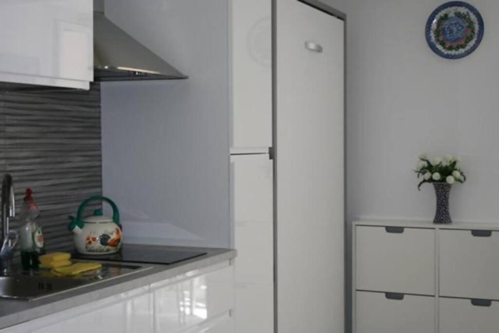 Las Lanzas Studio Apartment Playa Muchavista El Campello Eksteriør bilde